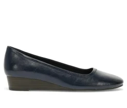 New Baretraps Women's Covette Casual Flats
