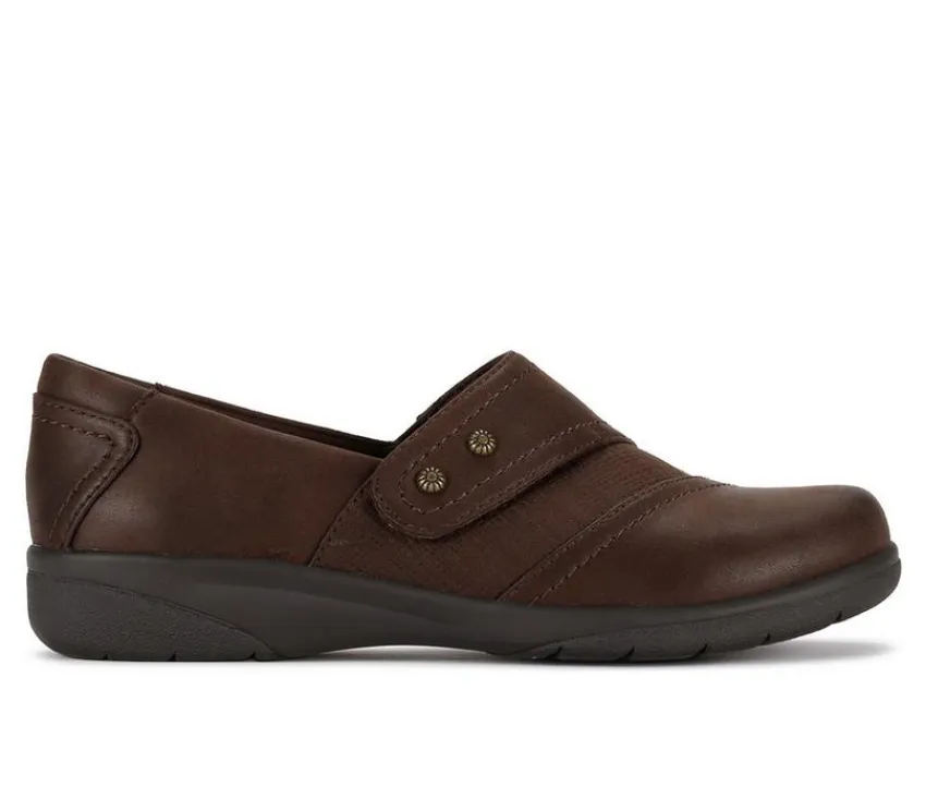 New Baretraps Women's Darma Slip On