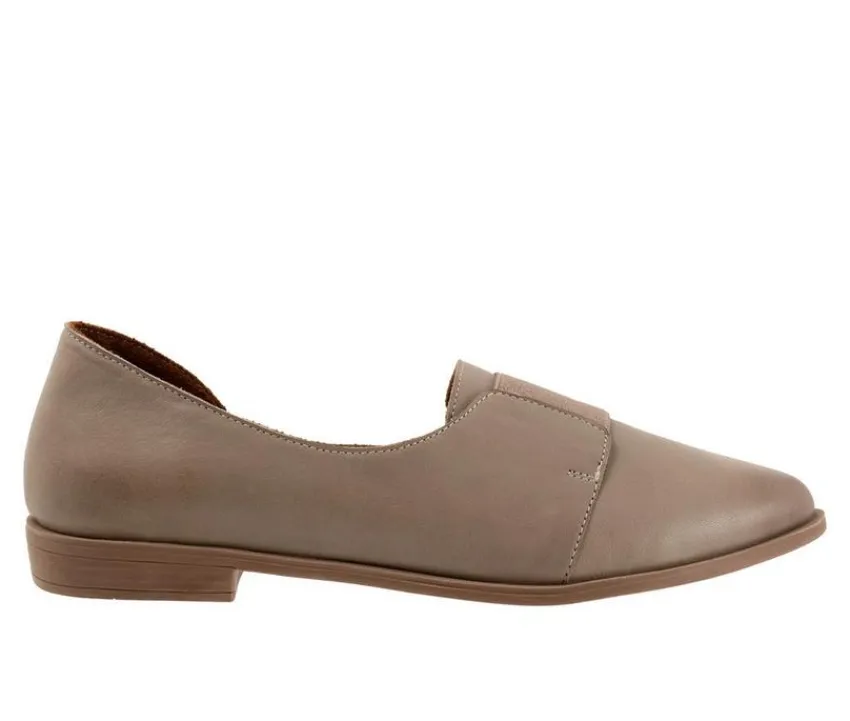 Clearance Bueno Women's Brenda D'Orsay Flats