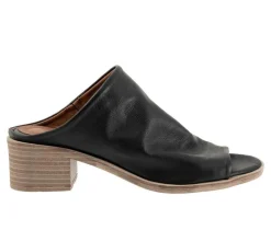 New Bueno Women's Ocean Sandals