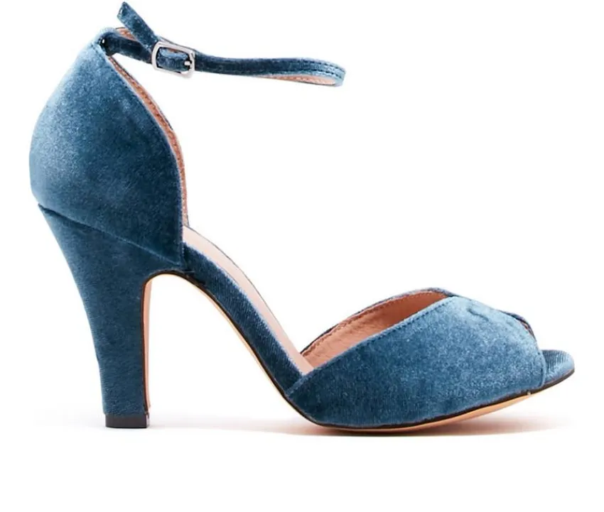 Best Chelsea Crew Women's Lola Dress Sandals