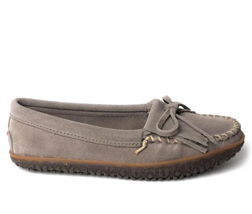 Discount Minnetonka Women's Kilty Tread Moccasins
