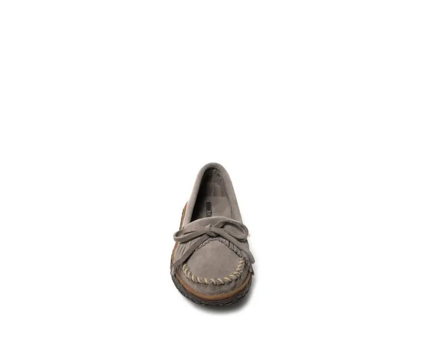 Discount Minnetonka Women's Kilty Tread Moccasins