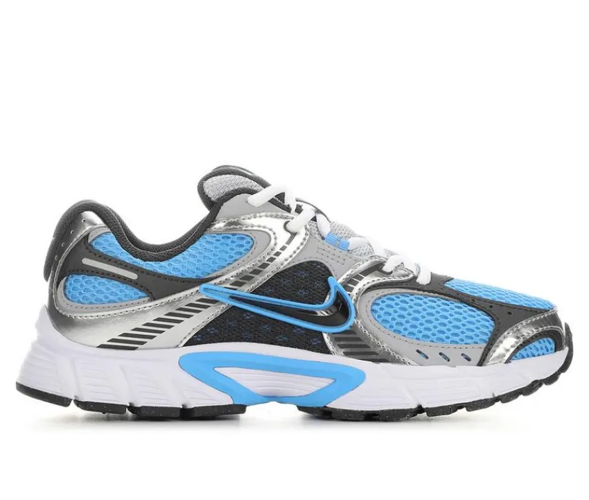 Clearance Nike Women's V5 RNR Sneakers