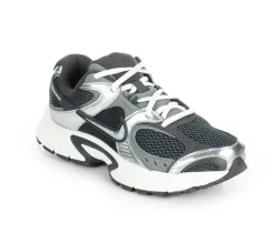 Sale Nike Women's V5 RNR Sneakers