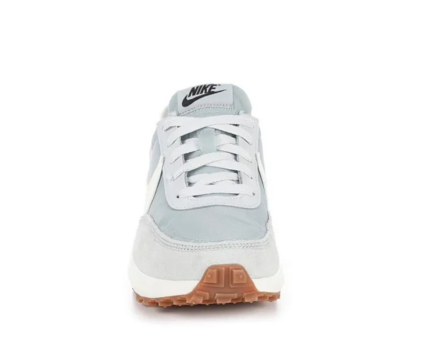 Clearance Nike Women's Waffle Debut Sneakers