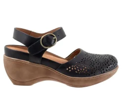 Sale Softwalk Women's Mabelle Perf Clogs