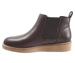 New Softwalk Women's Wildwood Chelsea Boots
