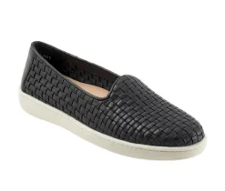 New Trotters Women's Adelina Slip On Shoes
