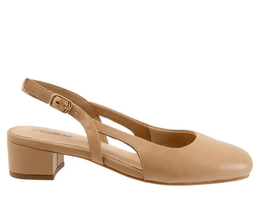 Sale Trotters Women's Dottie Pumps