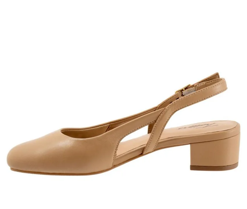 Sale Trotters Women's Dottie Pumps