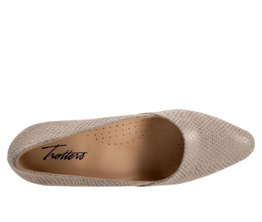 Trotters Women's Kylie Pumps