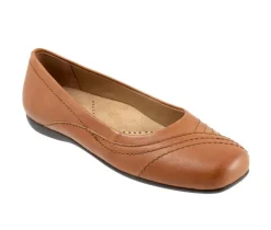 Trotters Women's Sasha Flats