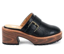 Discount Yellow Box Women's Barker Platform Clogs