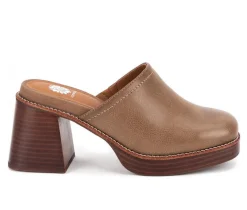 Discount Yellow Box Women's Ivaria Platform Clogs